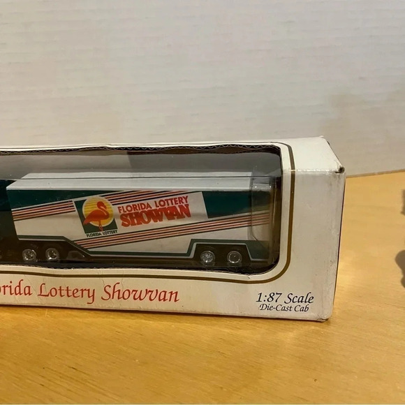 1994 Florida Lottery Showvan 1:87 Lotto Die Cast Cab Goodyear Racing Champions - Picture 3 of 7
